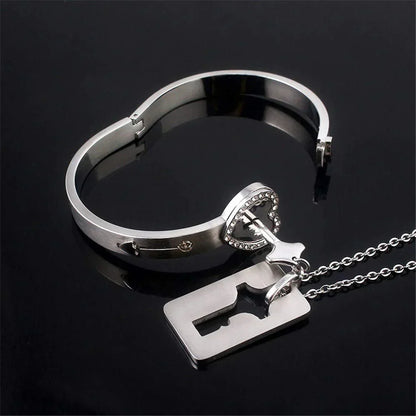 PULSERA LLAVE DEL CORAZÓN CON COLLAR®